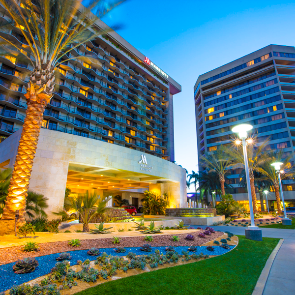 Picture of the front of Anaheim Marriot